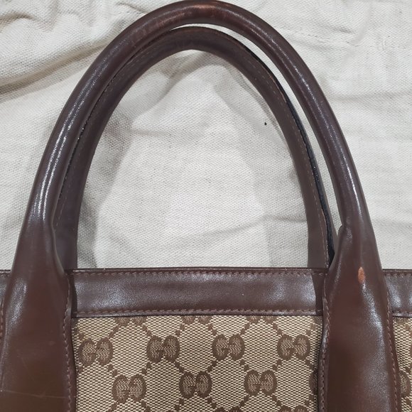 Authentic *Rare* large GUCCI purse - Picture 3 of 7